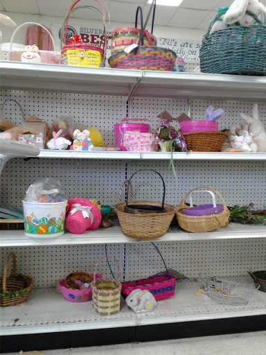 Thrift Store «Sunshine Thrift Store», reviews and photos, 4304 S Dale Mabry Hwy, Tampa, FL 33611, USA