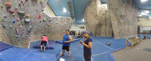 Gym «The Gravity Vault - Indoor Rock Gym», reviews and photos, 107 Pleasant Ave, Upper Saddle River, NJ 07458, USA