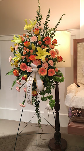 Florist «Fresh and Silk Flowers», reviews and photos, 578 W Army Trail Rd, Carol Stream, IL 60188, USA