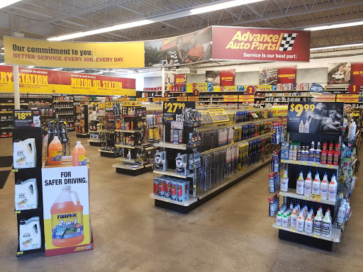 Auto Parts Store «Advance Auto Parts», reviews and photos, 723 N Rochester St, Mukwonago, WI 53149, USA