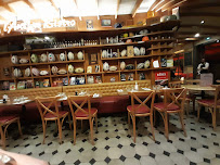 Atmosphère du Restaurant L'Annexe de la Petite Périgourdine à Paris - n°4