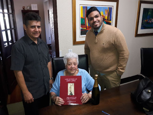 Real Estate Attorney «Law Offices of Mery Lopez», reviews and photos