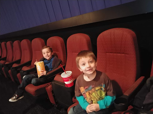 Movie Theater «Regal Cinemas Hamilton Mill 14», reviews and photos, 2160 Hamilton Creek Pkwy, Dacula, GA 30019, USA