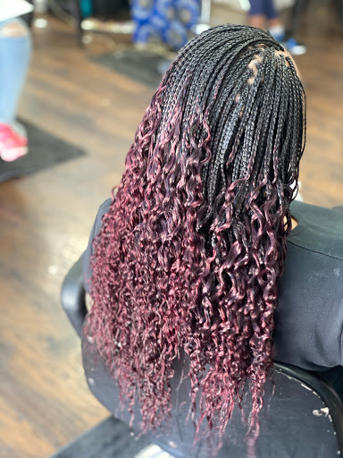 Hair Salon «Queen Bee African hair braiding & Modern American hair style salon», reviews and photos, 3800 N Broad St, Philadelphia, PA 19140, USA