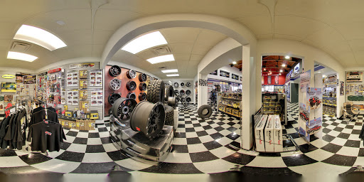 Truck Accessories Store «4 Wheel Parts Performance Center - McAllen, TX», reviews and photos, 2701 W Expy 83, McAllen, TX 78503, USA