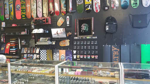Skateboard Shop «Demented Skate Shop», reviews and photos, 5617 Liberty Fairfield Rd #1, Liberty Township, OH 45011, USA
