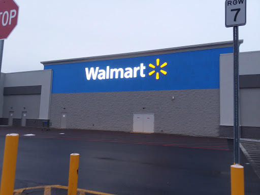 Department Store «Walmart Supercenter», reviews and photos, 25737 US-11, Evans Mills, NY 13637, USA