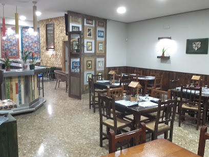 Bar Restaurant Cal Andreu - Carrer la Creu, 4, 25134 La Portella, Lleida, Spain