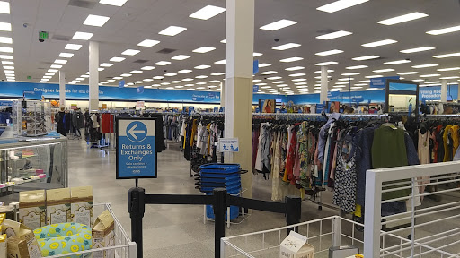 Clothing Store «Ross Dress for Less», reviews and photos, 723 Rio Rancho Rd, Pomona, CA 91766, USA