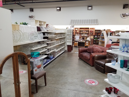 Thrift Store «ReTails Thrift Store», reviews and photos, 5000 NE Fourth Plain Blvd, Vancouver, WA 98661, USA