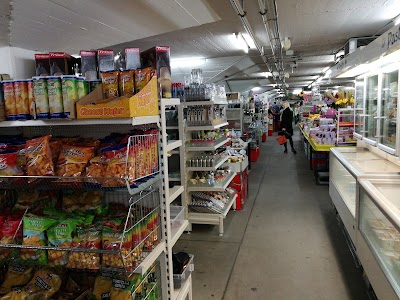 Photos of Warenmarkt Regensdorf