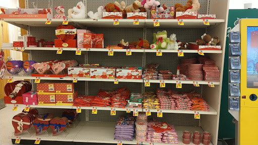 Supermarket «Stop & Shop Supermarket», reviews and photos, 301 Centre St, Jamaica Plain, MA 02130, USA