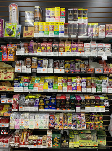 Tobacco Shop «Six Fifty Smoke Shop», reviews and photos, 2394 Junipero Serra Blvd, Daly City, CA 94015, USA