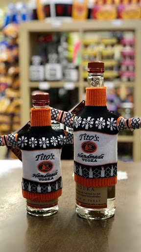 Liquor Store «Globe Liquors», reviews and photos, 5 Cape Rd, Taunton, MA 02780, USA