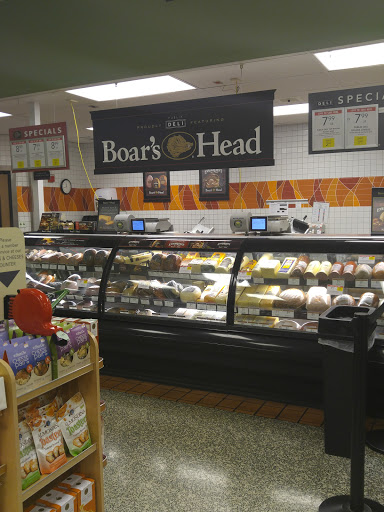 Supermarket «Publix Super Market at Country Club Plaza», reviews and photos, 18496 NW 67th Ave, Hialeah, FL 33015, USA