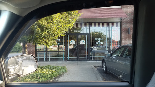 Donut Shop «Sugar & Spice Donut Shop», reviews and photos, 5613 Bardstown Rd, Fern Creek, KY 40291, USA