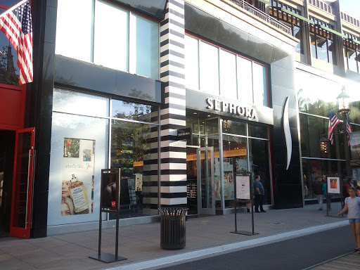 Shopping Mall «The Americana at Brand», reviews and photos, 889 Americana Way suite 330, Glendale, CA 91210, USA