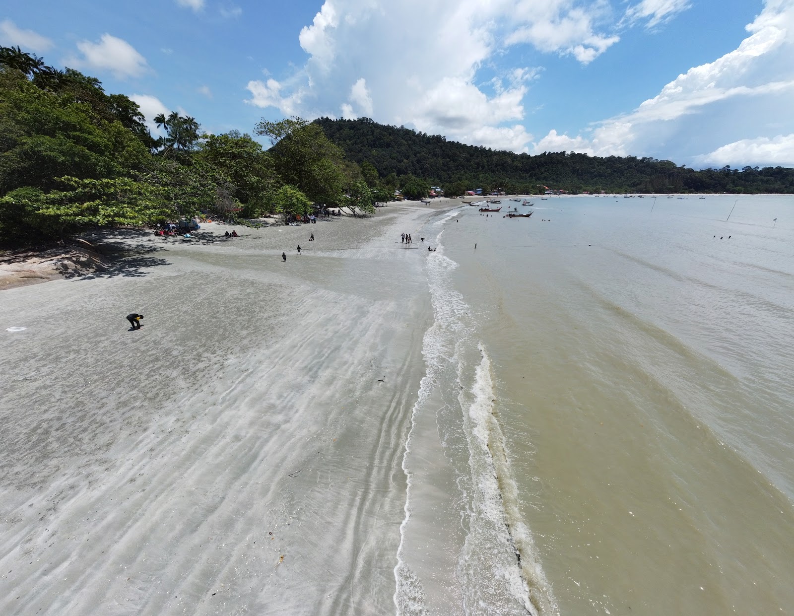 Teluk Senangin Beach photo #8