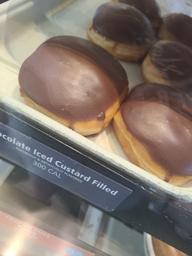 Bakery «Krispy Kreme Doughnuts», reviews and photos, 16415 NW Cornell Rd, Beaverton, OR 97006, USA