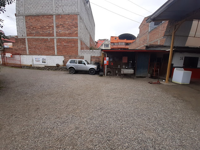 Opiniones de Talleres León Vulcanizadora y Mecánica Industrial en Cuenca - Taller de reparación de automóviles