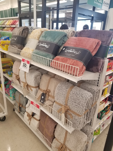 Fabric Store «Jo-Ann Fabrics and Crafts», reviews and photos, 1153 E North Ave, Belton, MO 64012, USA