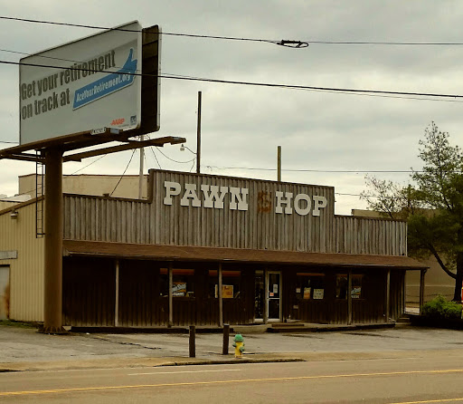 Trenton Pawn & Sales Co in Trenton, Tennessee