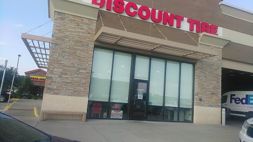 Tire Shop «Discount Tire Store - Roanoke, TX», reviews and photos, 1330 US-377, Roanoke, TX 76262, USA