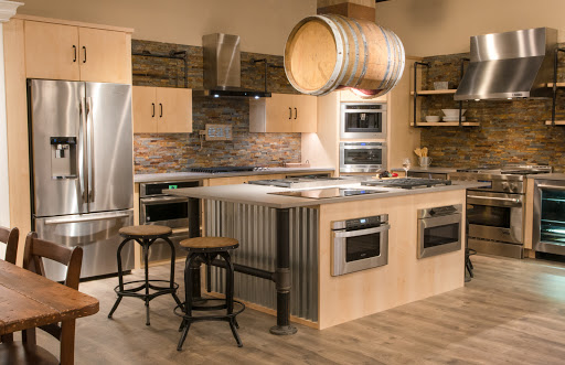 Appliance Store «Snow Bros. Appliance», reviews and photos, 5528 Mayfield Rd, Lyndhurst, OH 44124, USA