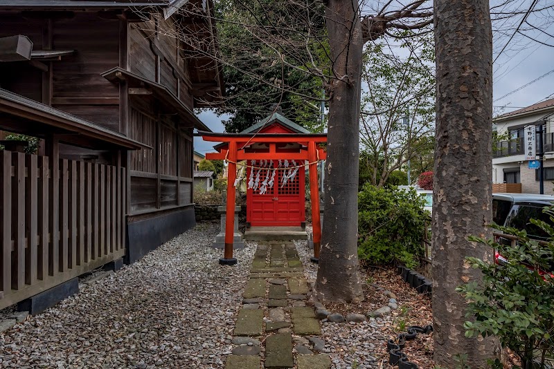 稲荷社鳥居