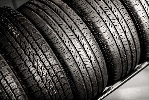 Grande Tire - Magasin de pneus à Edmonton (AB) | AutoDir