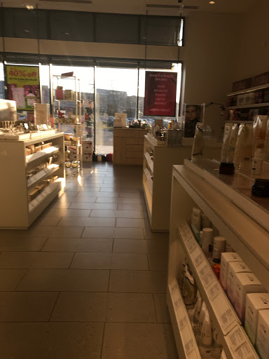 Beauty Supply Store «Beauty Brands», reviews and photos, 4202 Easton Gateway Dr, Columbus, OH 43219, USA