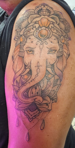 Explore tattoos xoxo ideas, creative tattoo ideas in Goshen, available at Stab Me Pretty Studio