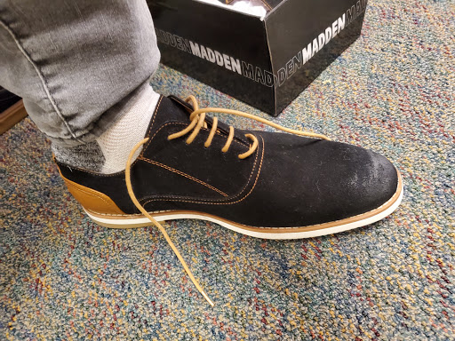 Shoe Store «Shoe Carnival», reviews and photos, 11255 Garland Rd, Dallas, TX 75218, USA