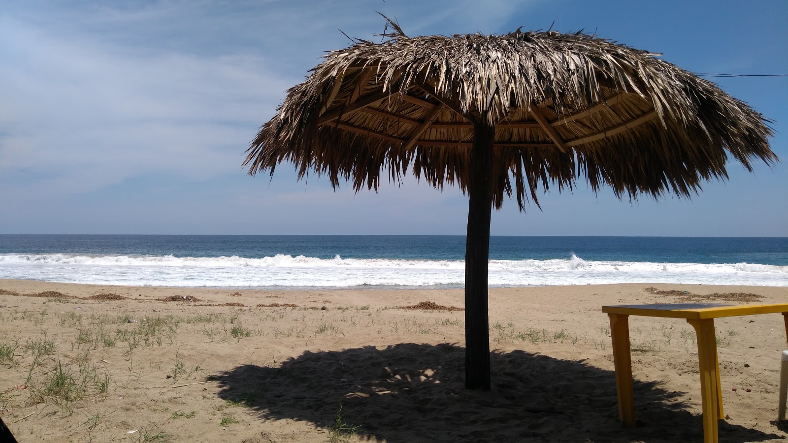 Fotografie cu Playa Llano Real cu nivelul de curățenie înalt