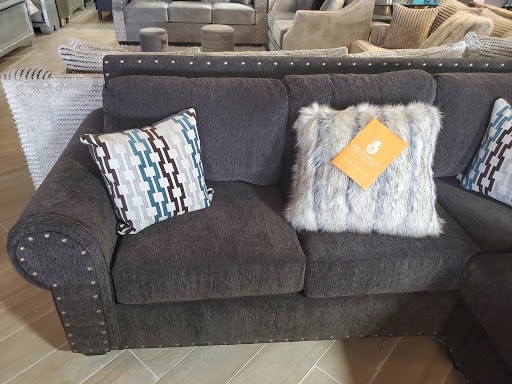 Piña Furniture