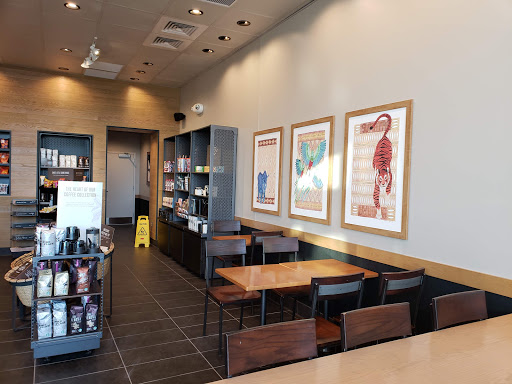 Coffee Shop «Starbucks», reviews and photos, 4255 Genesee St #100, Cheektowaga, NY 14225, USA