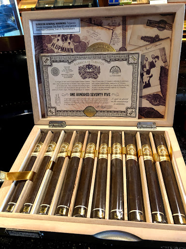 Cigar Shop «Mancave Cigar Lounge», reviews and photos, 2920 E Commercial Blvd, Fort Lauderdale, FL 33308, USA