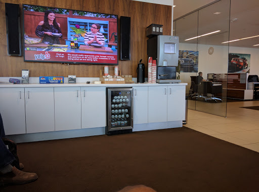 BMW Dealer «Hansel BMW of Santa Rosa», reviews and photos, 2925 Corby Ave, Santa Rosa, CA 95407, USA