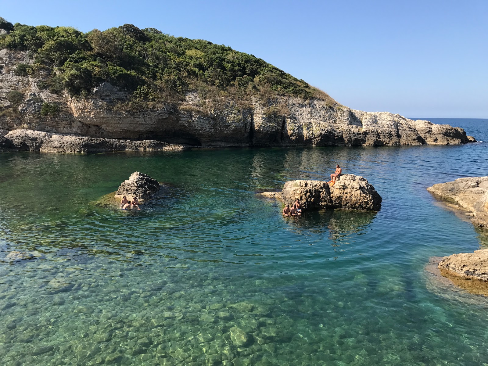 Fotografija Agva Kilim Cliffs z ravna obala