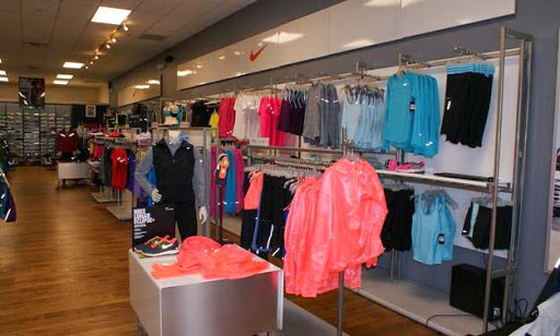 Running Store «Greater Boston Running Company - Hingham», reviews and photos, 94 Derby St #213, Hingham, MA 02043, USA