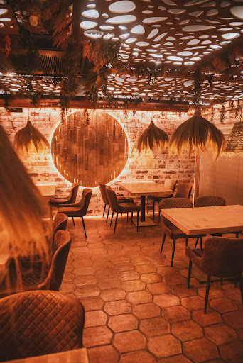 Mint Leaf Indian Restaurant - Av. Antonio Machado, 124, 29631 Benalmádena, Málaga