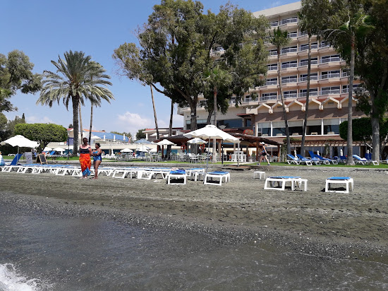 Onisilos Beach