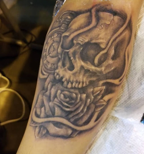 Explore minimalist tattoo ideas with meaning, creative tattoo ideas in Bakersfield, available at Skin Kings Tattoo