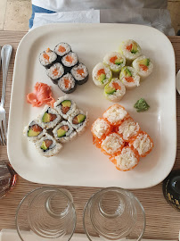Plats et boissons du Restaurant japonais Plaza Sushi à Montigny-le-Bretonneux - n°1