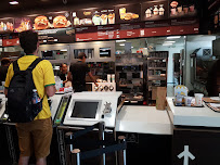 Atmosphère du Restauration rapide McDonald's Porte de la Villette à Paris - n°3