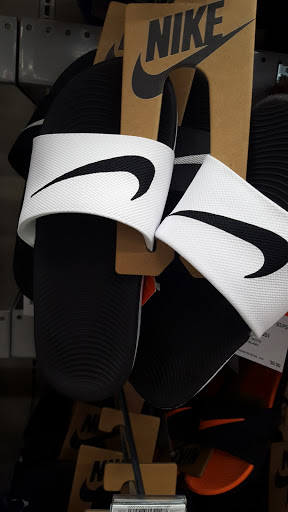 Sporting Goods Store «Academy Sports + Outdoors», reviews and photos, 610 El Camino Alto Drive, Springfield, MO 65810, USA