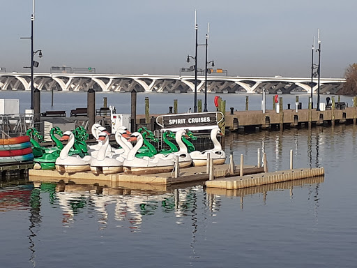 Tourist Attraction «The Awakening», reviews and photos, 153 National Plaza, Oxon Hill, MD 20745, USA