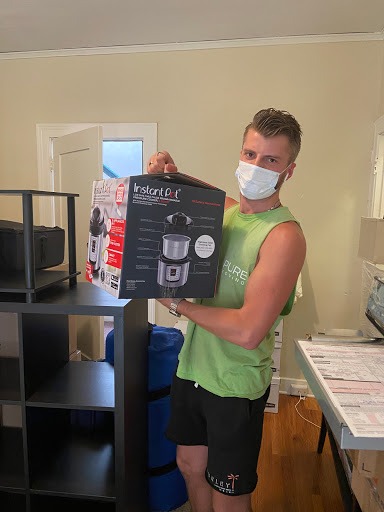 Moving and Storage Service «Pure Moving Company», reviews and photos, 1601 N Gower St #205, Los Angeles, CA 90028, USA