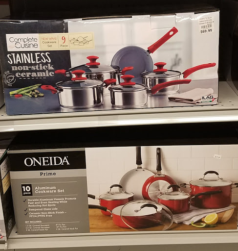 Discount Store «Here Today St Charles», reviews and photos, 800 S Duchesne Dr, St Charles, MO 63301, USA