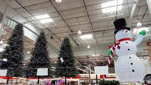 Shopping Mall «Argyle Square Shopping Center», reviews and photos, 8315 SW Jack Burns Blvd, Wilsonville, OR 97070, USA